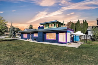 37252 Jefferson Ave, Harrison Township, MI 48045