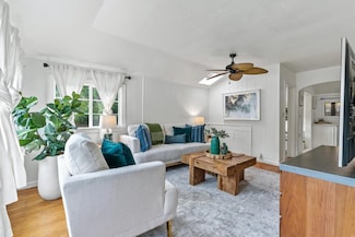 1960 La Madrona Dr, Santa Cruz, CA 95060