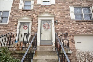 920 River Oaks Dr Unit 207, Pittsburgh, PA 15215