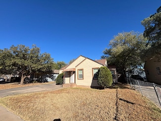 2318 20th St, Lubbock, TX 79411