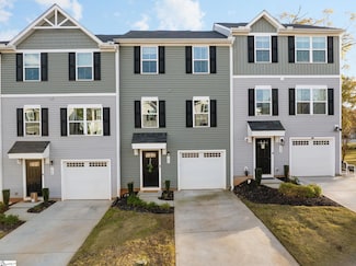 106 Brooklane Ct, Easley, SC 29642