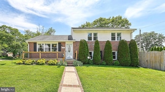 410 Roanoke Dr, Catonsville, MD 21228