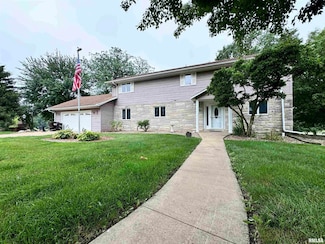 1797 E Co Road 1540, Carthage, IL 62321
