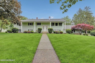 2 Harding Rd, Freehold, NJ 07728