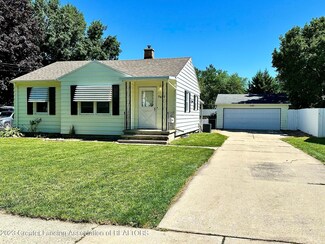 3437 Harold St, Lansing, MI 48910