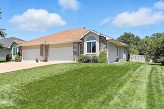 15364 Burdette St, Omaha, NE 68116