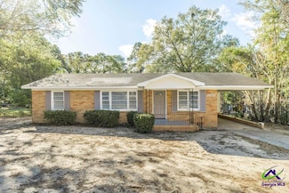 2972 Richard Dr, Macon, GA 31206