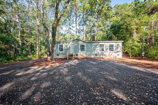 1101 Florida St, Darien, GA 31305