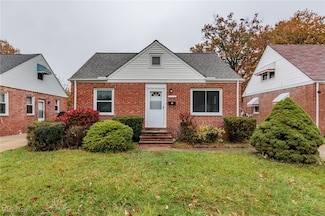 25201 Marsdon Dr, Euclid, OH 44132