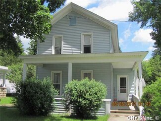 42 Fayette St, Earlville, NY 13332