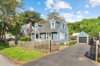 86 Menlo Ave, Lynn, MA 01905