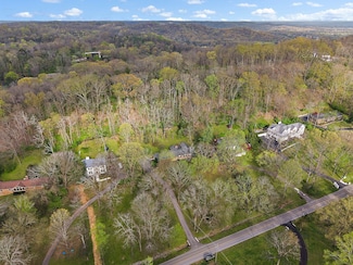 6121 Chickering Ct, Nashville, TN 37215