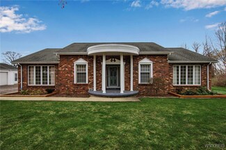 4640 Woods Rd, East Aurora, NY 14052