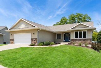1444 Tofting Cir, Iowa City, IA 52240