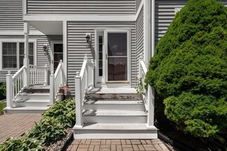 622 Hampton Way, Abington, MA 02351