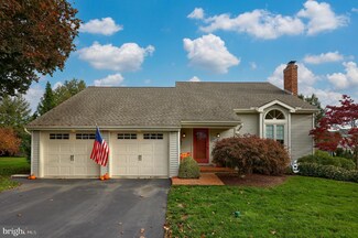 27 Eastbrooke Dr, Ephrata, PA 17522