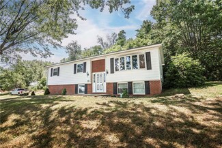 505 Manor St, Marion Center, PA 15759