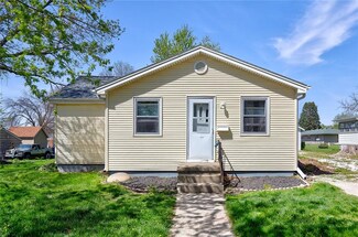813 E Jefferson St, Winterset, IA 50273