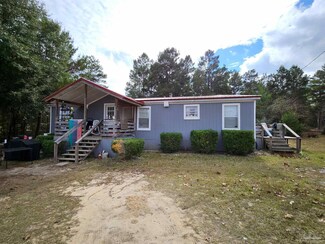 236 Laurel Ln, Defuniak Springs, FL 32433