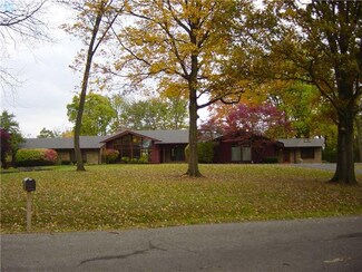 6500 Amber Crest St, Indianapolis, IN 46220
