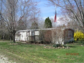 2299 N Dogwood Cir, Eckerty, IN 47116