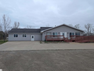 3344 E Huron Rd, Au Gres, MI 48703