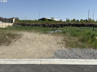1277 SE 9th St, Hermiston, OR 97838