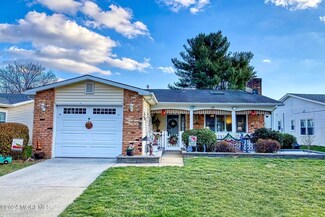 140 Courtshire Dr, Brick, NJ 08723