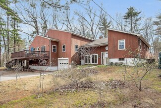 329 Highland St, Lunenburg, MA 01462
