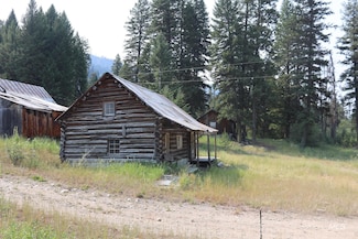 2236 Johnson Creek Rd, Cascade, ID 83611