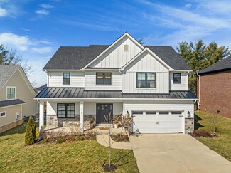 4275 Captains Ct, Lexington, KY 40513