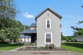 323 N Main St, Pleasantville, OH 43148