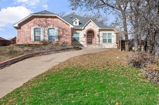 537 Sunset Ct, Hurst, TX 76054