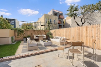 216 20th St Unit 1B, Brooklyn, NY 11232