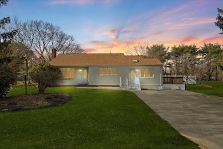 25 Greenfield St, South Easton, MA 02375