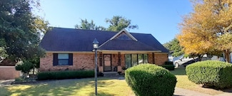 622 Wildgrove Dr, Garland, TX 75041