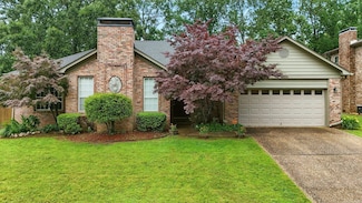 14700 Woodcreek Dr, Little Rock, AR 72211