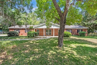 4925 SW 19th St, Gainesville, FL 32608