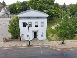 2840 Lagrange St, Toledo, OH 43608