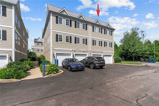 683 Metacom Ave Unit 81, Bristol, RI 02809