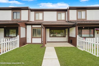132 Parkview Loop Unit 85, Staten Island, NY 10314
