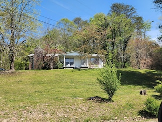 16060 Poole Rd, Sale Creek, TN 37373