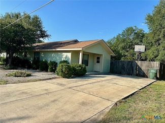 1400 Clyde St Unit B, San Marcos, TX 78666