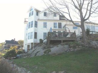 203 Western Ave Unit 1, Gloucester, MA 01930