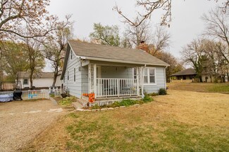1210 N Baker St, Wichita, KS 67212