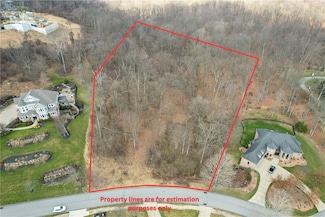 570 Macleod Dr, Gibsonia, PA 15044