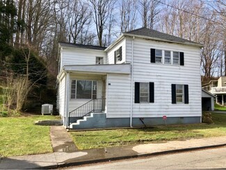 218 Chestnut St SE, Wise, VA 24293