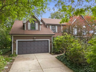 2100 Oak Hill Dr, Lisle, IL 60532