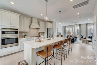 707 Hoke Ln, Davidson, NC 28036