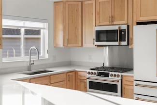 1520 Parmenter Ct Unit 15, Petoskey, MI 49770